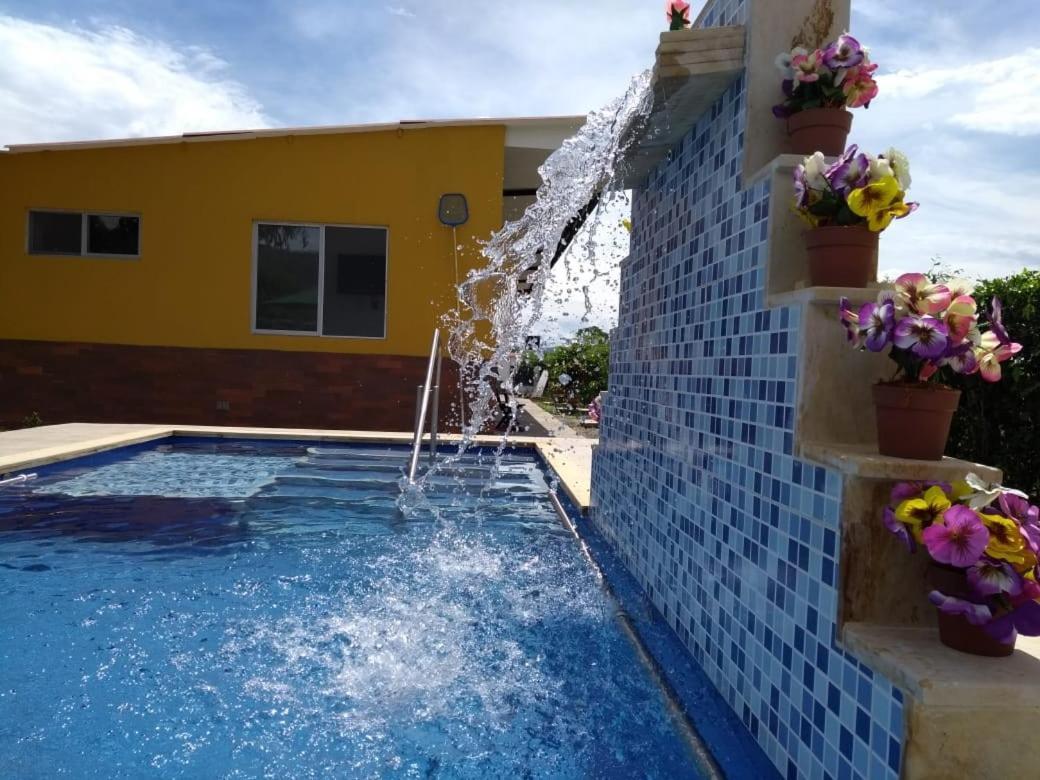 C&H Casa Campestre El Oasis Ricaurte Girardot Panzió Kültér fotó