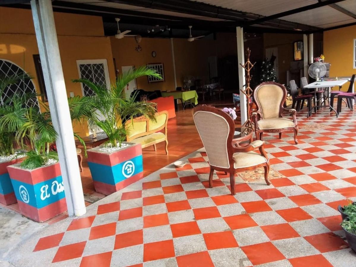 C&H Casa Campestre El Oasis Ricaurte Girardot Panzió Kültér fotó