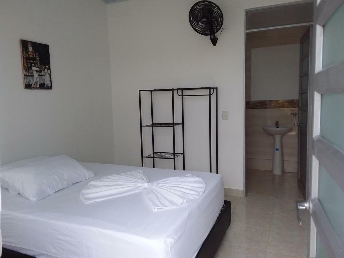 C&H Casa Campestre El Oasis Ricaurte Girardot Panzió Kültér fotó